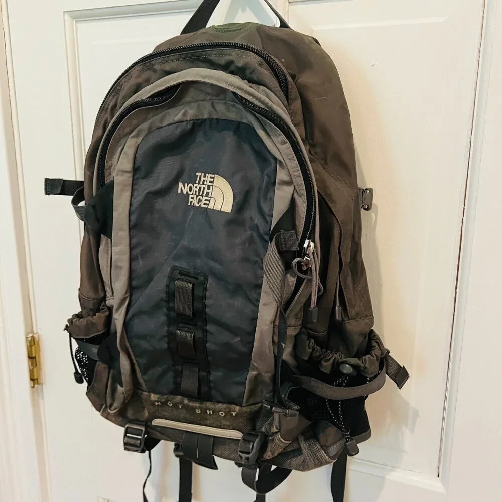 The North Face Hot Shot Backpack Bag Travel Hiking Outdoor Vintage Rare